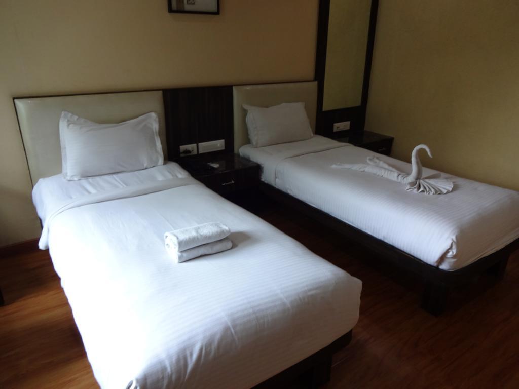 Sheetal International Rain Basera Raipur (Chhattisgarh) Phòng bức ảnh
